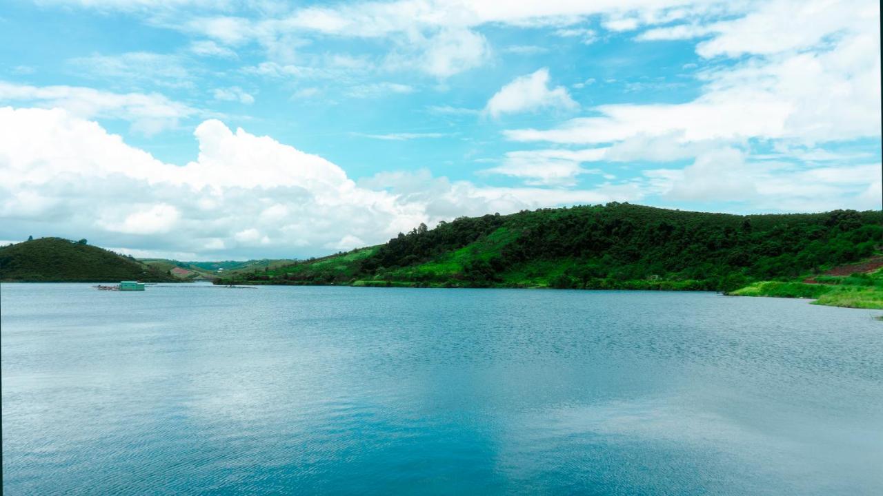 Отель Nha Bao La - Ho Dak Long Thuong Баолок Экстерьер фото